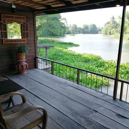 Rustic​ Charm​ Suphan​ Ban Tha Pong Luaran gambar