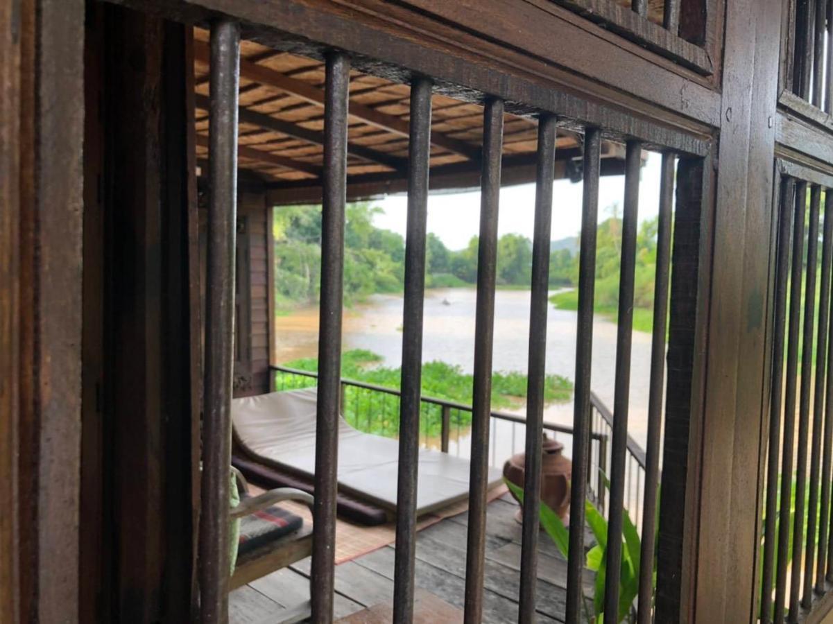 Rustic​ Charm​ Suphan​ Ban Tha Pong Luaran gambar