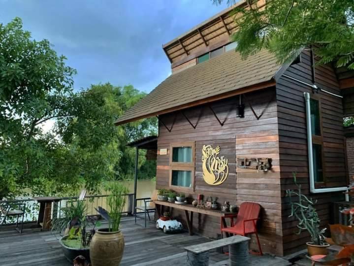 Rustic​ Charm​ Suphan​ Ban Tha Pong Luaran gambar
