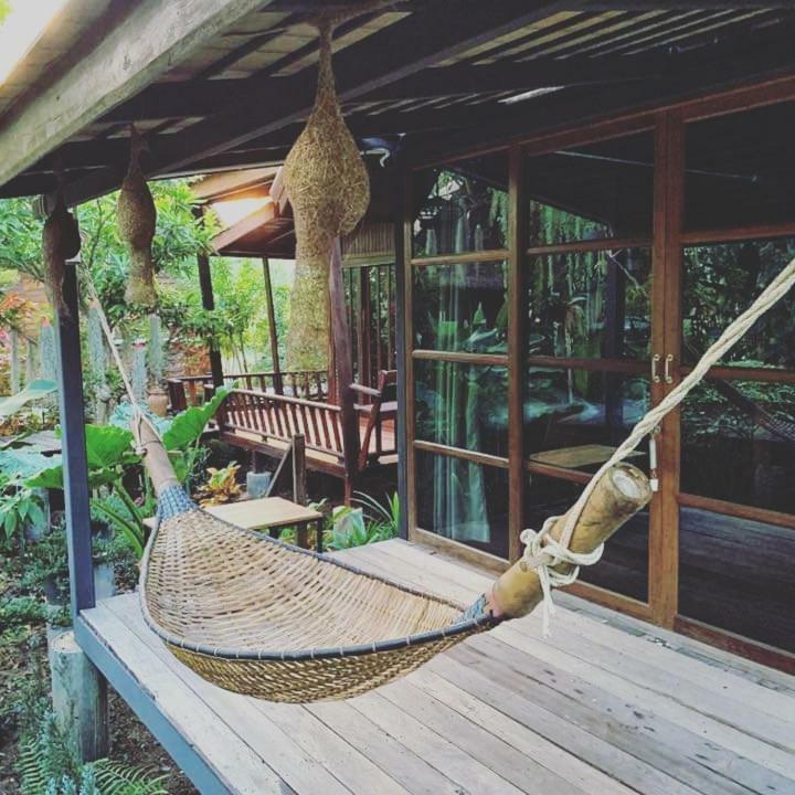Rustic​ Charm​ Suphan​ Ban Tha Pong Luaran gambar