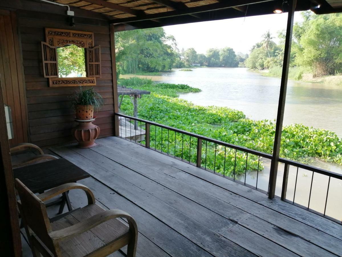 Rustic​ Charm​ Suphan​ Ban Tha Pong Luaran gambar