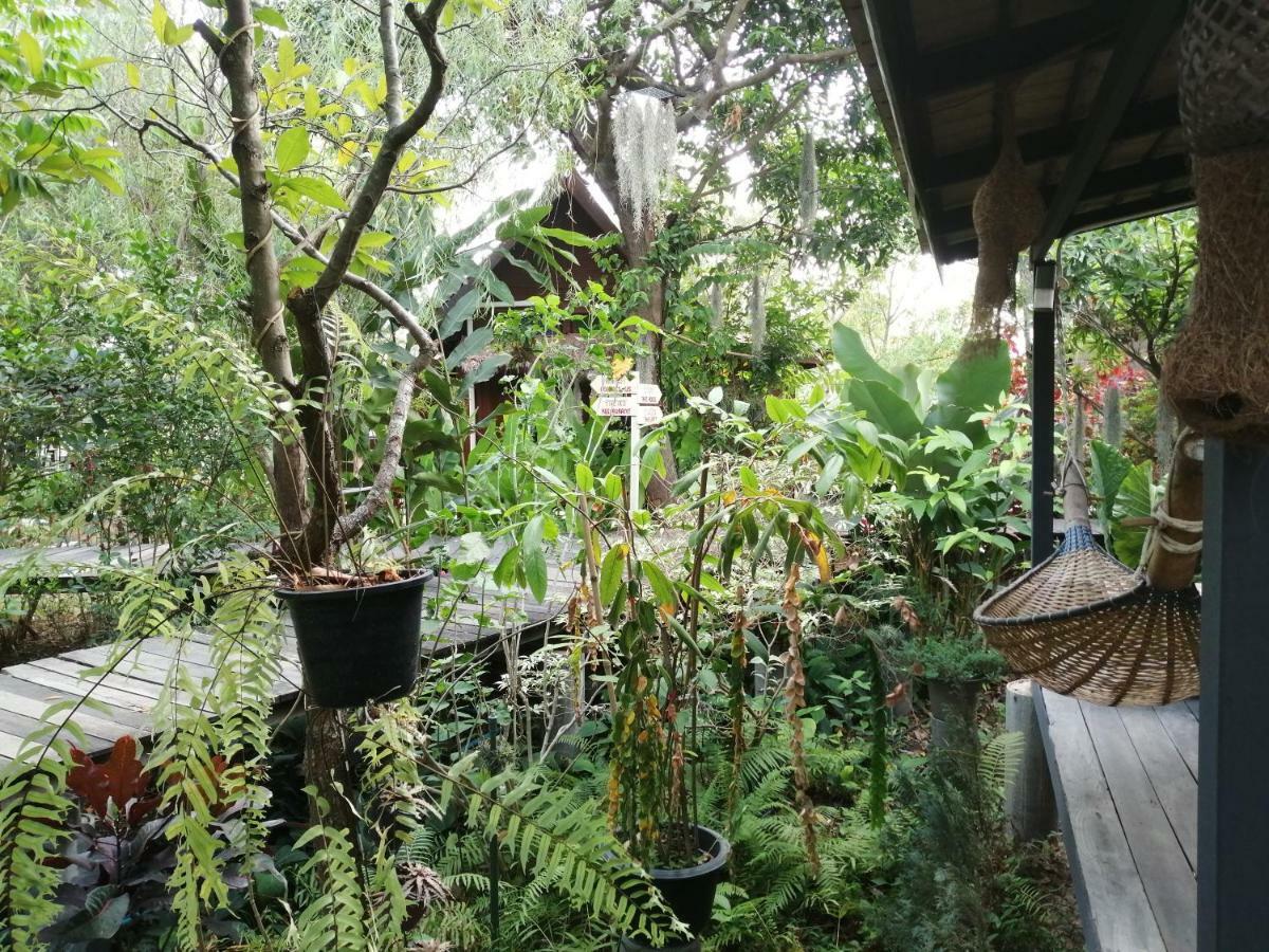 Rustic​ Charm​ Suphan​ Ban Tha Pong Luaran gambar