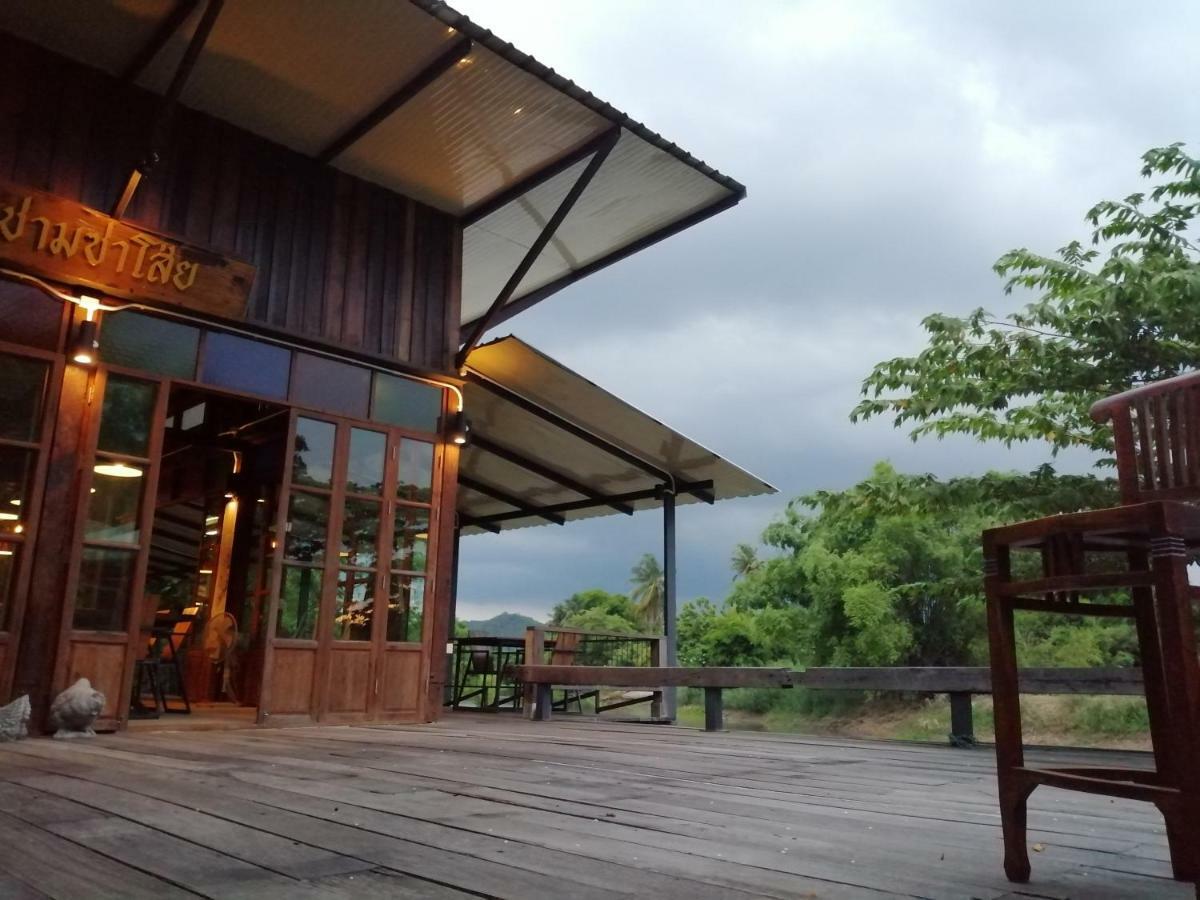 Rustic​ Charm​ Suphan​ Ban Tha Pong Luaran gambar
